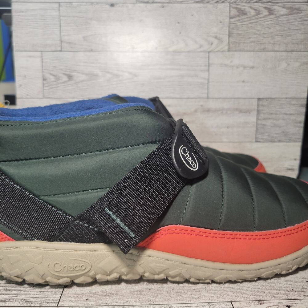 Chaco WOMEN'S RAMBLE PUFF LINEAR SHoes size 9